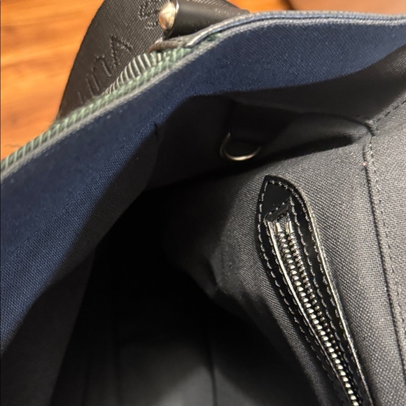 Louis Vuitton Textured Black Briefcase/crossbody bag - Picture 11 of 16